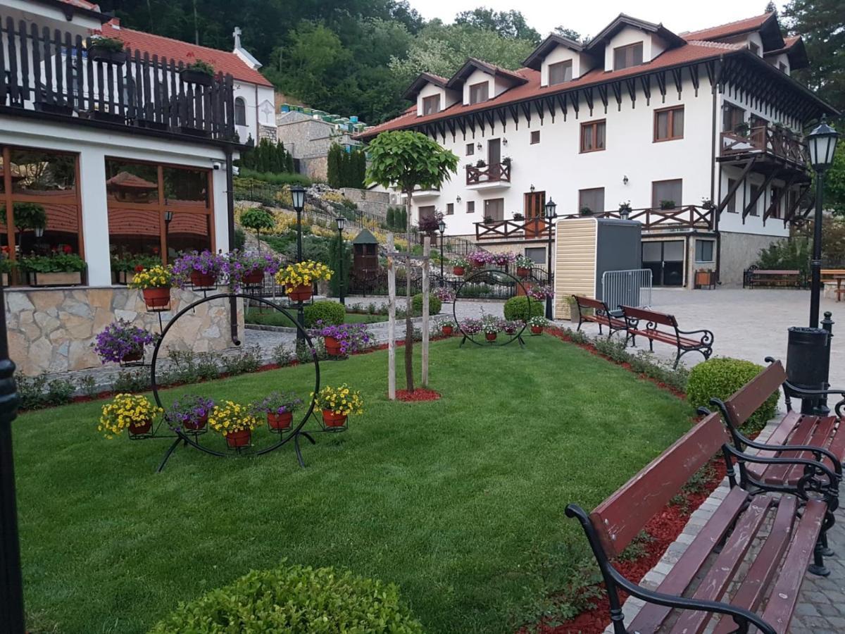 Valja Mare Moma Apartment Golubac Bagian luar foto